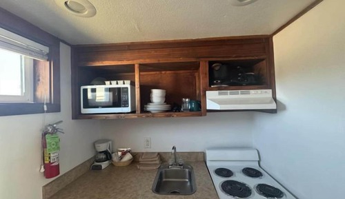Deluxe Room, 2 Double Beds, Kitchen, Partial Ocean View