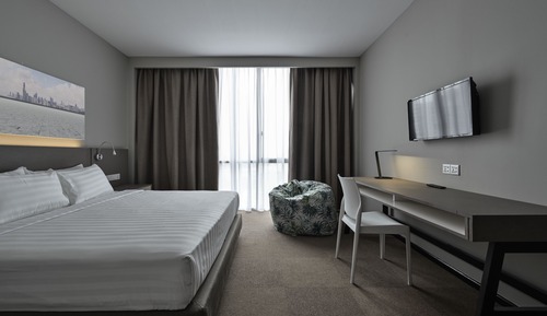 Deluxe Suite