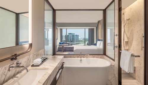 Room, 1 King Bed, City View