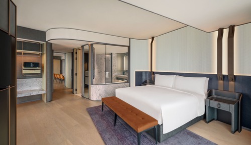 Premium Suite, 1 King Bed, River View