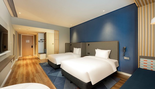 Standard Room, 2 Twin Beds, City View