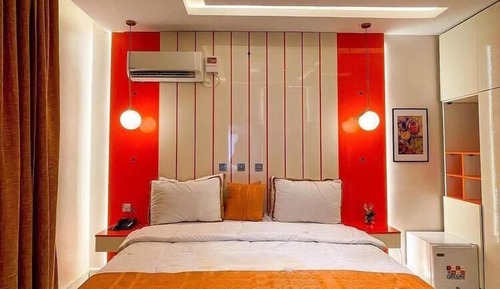 Executive Room