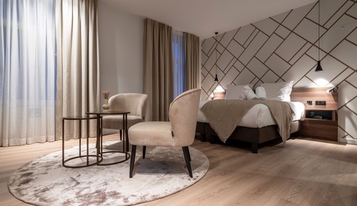 Large Double Room