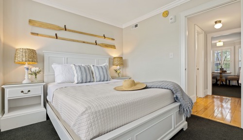 Signature Room