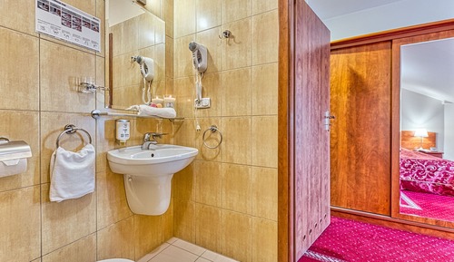 Economy Single Room