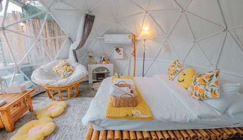 Deluxe Tent