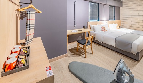 Comfort Triple Room