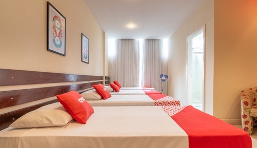 Quadruple Room (4 Single Beds)