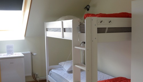 Quadruple Room, Refrigerator