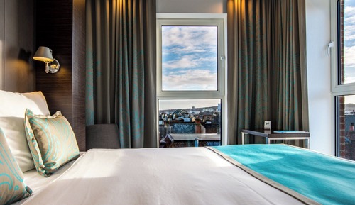 Room, 1 Queen Bed View
