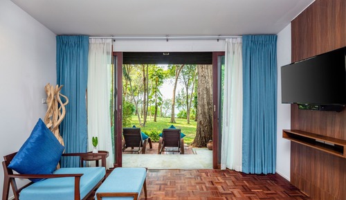 Sea Breeze Suite