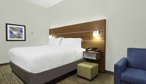Suite, 1 King Bed, Accessible (Mobil Access Tub)