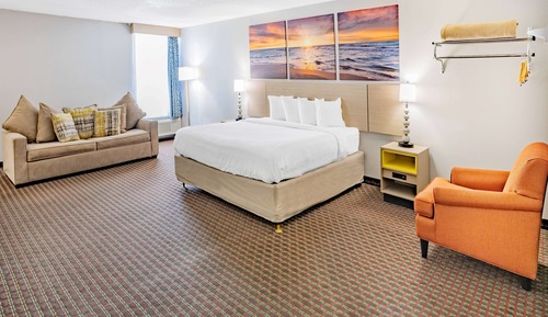 Studio Suite, 1 King Bed, Non Smoking