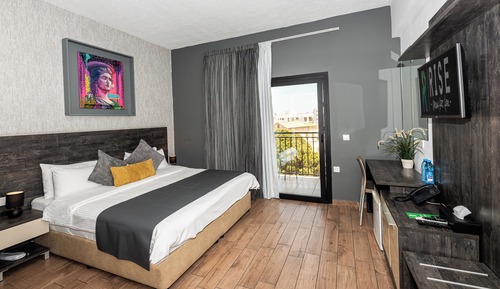 Deluxe Double or Twin Room