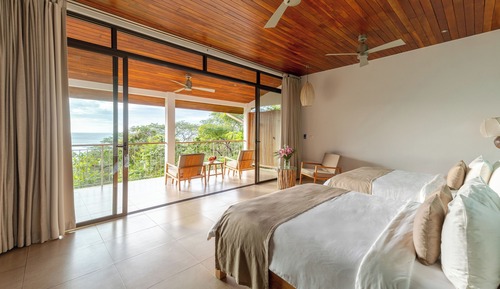 Suite (Panorama, Two Queen Beds)