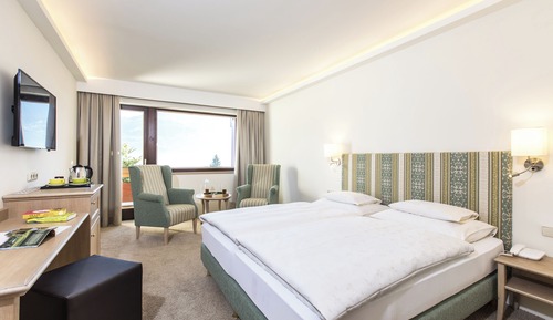 Double Room, 1 King Bed, Lakeside