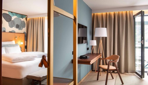 Large Junior Suite, Lake View, Lakeside