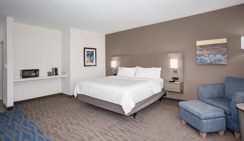 Standard Room, 1 King Bed, Accessible (Mobility, Bathtub)