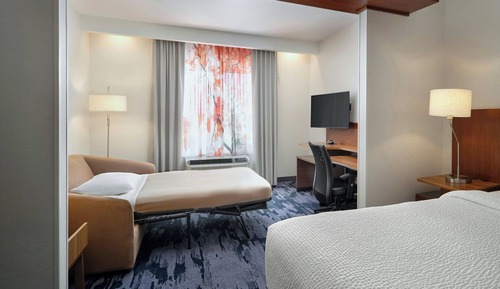 Suite, 1 King Bed with Sofa bed, Non Smoking (Mobility/Hearing Accessible, Tub)