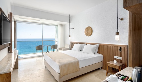 Standard Triple Room, Sea View