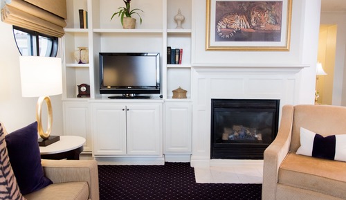 Signature Suite, 1 King Bed with Sofa bed