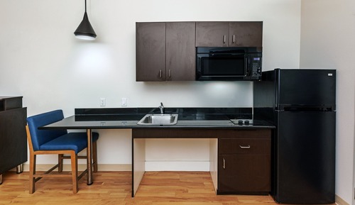 Studio Suite, 2 Queen Beds, Accessible Bathtub (Mobility)