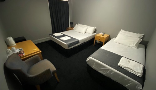Twin Room with Shared Facilities