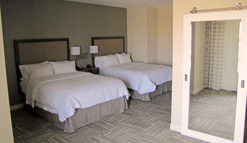 Suite, 2 Queen Beds, Non Smoking