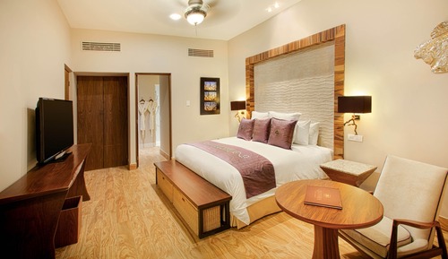 Towers Ocean View Suite with Butler Service