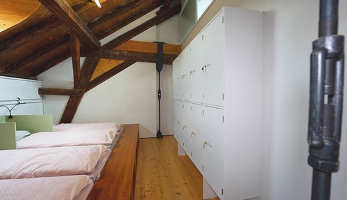 Shared Dormitory, Shared Bathroom (1 bed in a 10-bed dorm)