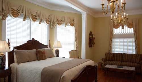 Premium Double Room, 1 King Bed - Newell - 1st Floor