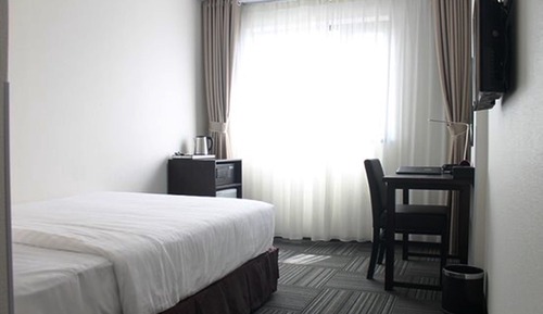 Superior Room, Smoking
