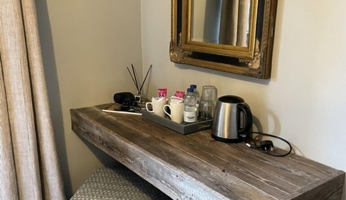 Double Room, Ensuite (Small )