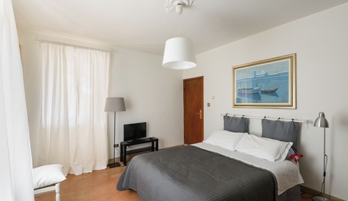 Romantic Apartment, 1 King Bed, Kitchen