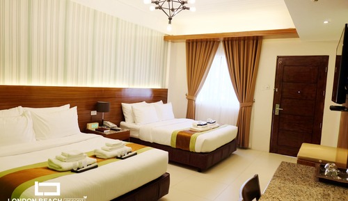 Deluxe Room, 2 Queen Beds, Non Smoking, Garden View