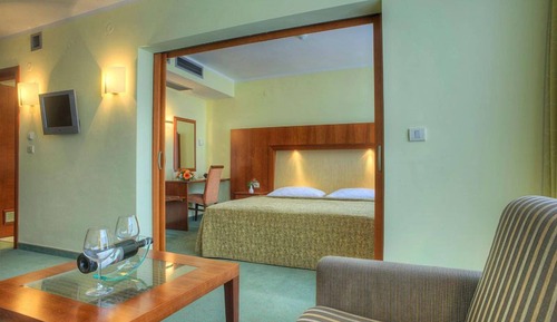 Family Suite, Balcony, Garden View