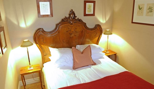 Standard Single Room (in the Castle Garden)