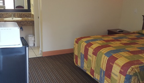 Standard Room, 1 Queen Bed, Smoking
