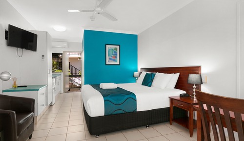 Superior King Suite
