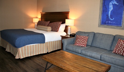 Wilmington Avenue Resort King