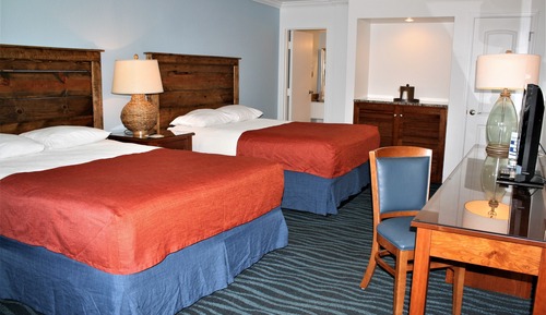 Sea Shell Queen Suite, Avenue II Separate Bldg, No Elevator