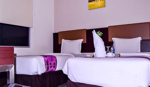 Superior, 2 Twin Beds