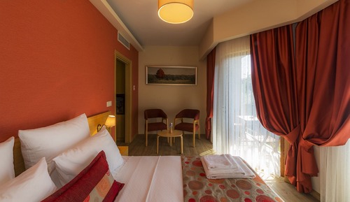 Triple Room, Partial Sea View