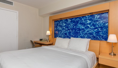 Luxury Suite, 2 Bedrooms, Kitchen, Partial Ocean View