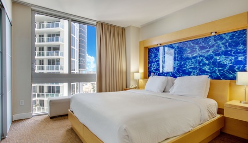 Luxury Studio, 1 King Bed, Bay View