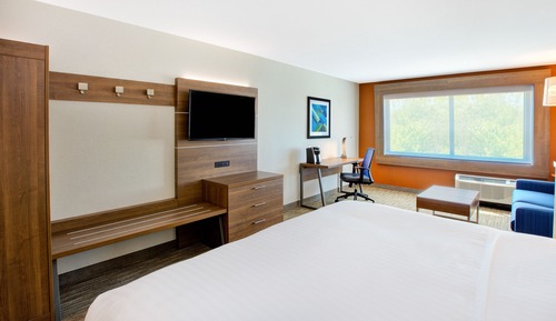 Standard Room, 1 King Bed
