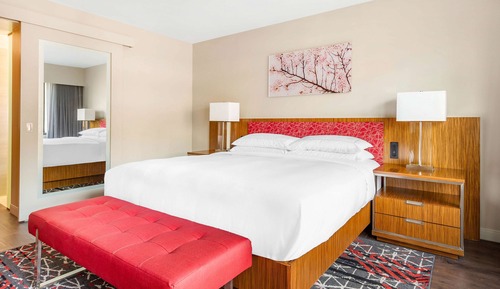 Suite, 1 Bedroom, Accessible, Non Smoking (Roll In Shower)