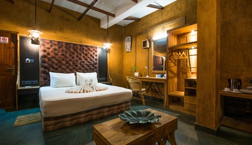 Oriental Fusioned King Room with Mountain View