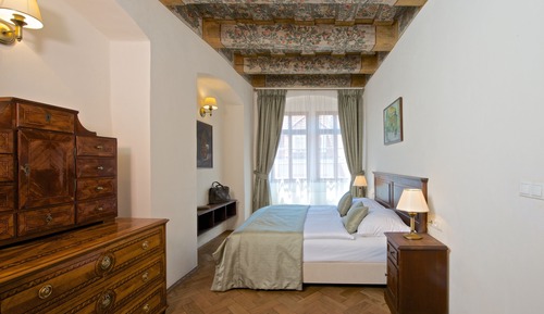 Luxury Apartment, 3 Bedrooms, Non Smoking, 2 Bathrooms