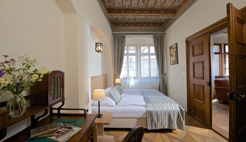 Luxury Apartment, 2 Bedrooms, Balcony